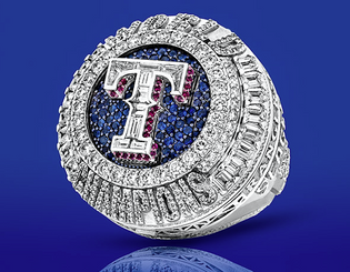  Texas Rangers Share Thrill of World Series Bling With 15,000 Devoted Fans