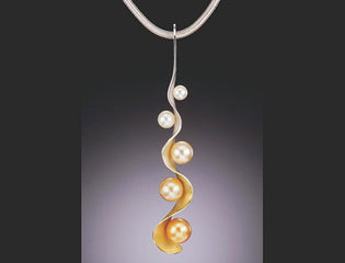  Award-Winning 'South Sea Glow Necklace' Is Part of National Gem Collection